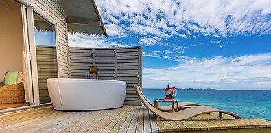 Centara Ras Fushi Resort & Spa Maldives