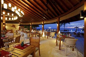 Centara Ras Fushi Resort & Spa Maldives