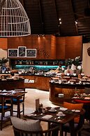 Centara Ras Fushi Resort & Spa Maldives