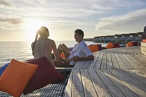 Centara Ras Fushi Resort & Spa Maldives