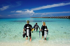 Centara Ras Fushi Resort & Spa Maldives