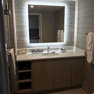 Polynesian Residences Waikiki Beach