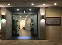 Polynesian Residences Waikiki Beach