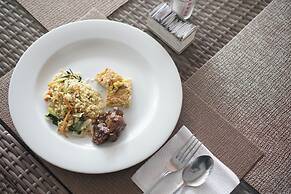 Suris Boutique Hotel