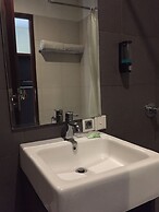 Suris Boutique Hotel