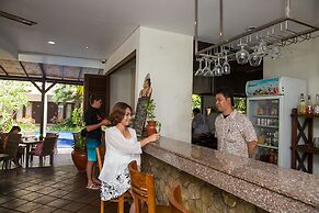 Suris Boutique Hotel