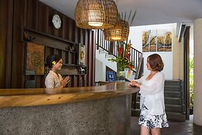 Suris Boutique Hotel