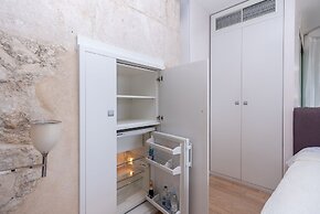 Riva Luxury Suites