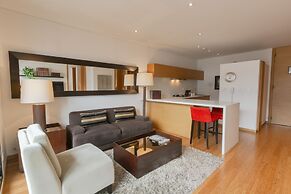 93 Luxury Suites & Residences