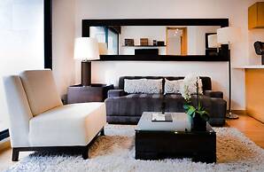 93 Luxury Suites & Residences