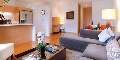 93 Luxury Suites & Residences