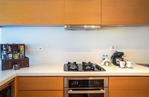 93 Luxury Suites & Residences