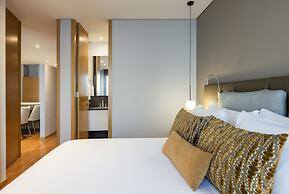 93 Luxury Suites & Residences