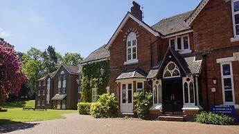 Hillscourt
