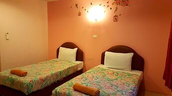 Baan Suan Sook Resort