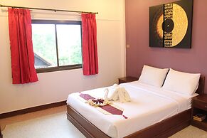 Baan Suan Sook Resort