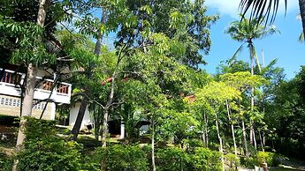 Baan Suan Sook Resort