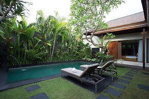 Sandi Agung Villa