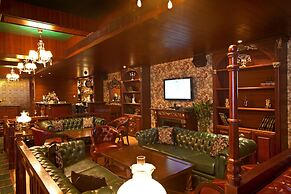 The Altius A Boutique Hotel