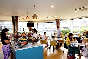 Siri Oriental Bangkok Hotel