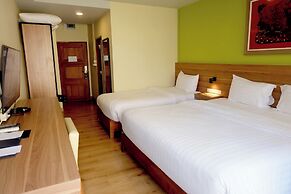 Siri Oriental Bangkok Hotel