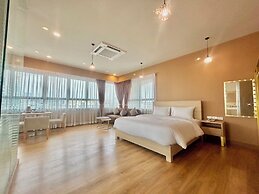 Siri Oriental Bangkok Hotel