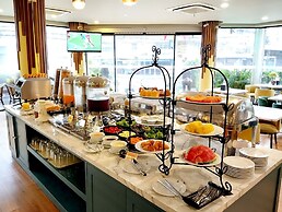 Siri Oriental Bangkok Hotel