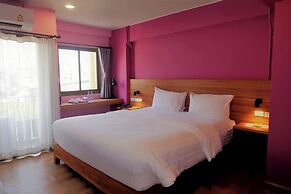 Siri Oriental Bangkok Hotel