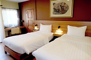 Siri Oriental Bangkok Hotel