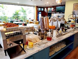 Siri Oriental Bangkok Hotel