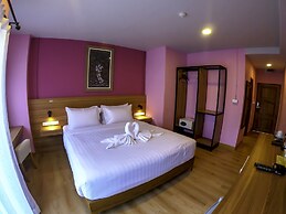 Siri Oriental Bangkok Hotel