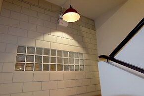 Siri Oriental Bangkok Hotel