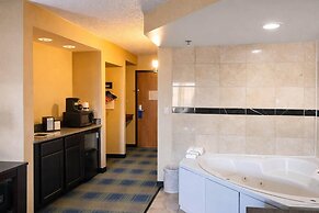 Comfort Inn & Suites Meriden East