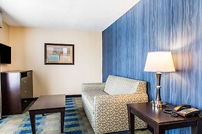 Comfort Inn & Suites Meriden East