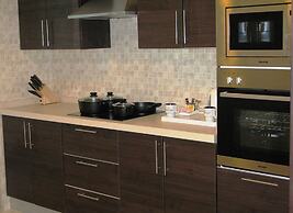 Tulip hotel And Suites