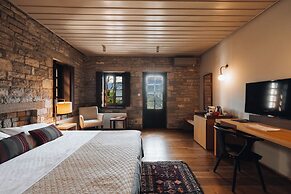 Aristi Mountain Resort and Villas