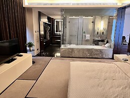 Wyndham Garden Yuhuan Downtown