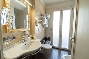 Best Western Plus Hotel Perla Del Porto