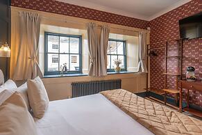 The Bugle Coaching Inn