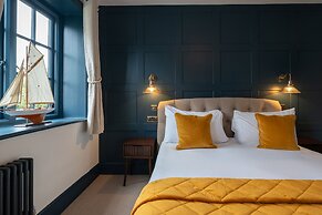 The Bugle Coaching Inn