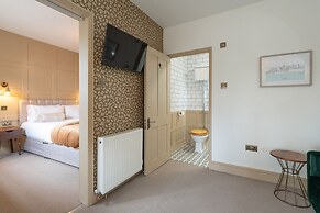 The Bugle Coaching Inn