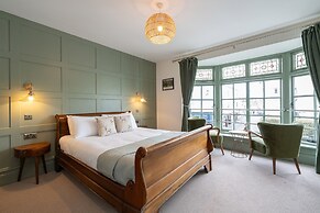 The Bugle Coaching Inn