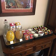 Eriskay Guest House and Aviemore Glamping