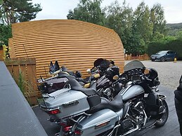 Eriskay Guest House and Aviemore Glamping