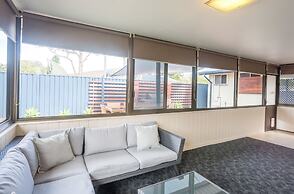 Shoal Bay Holiday Park