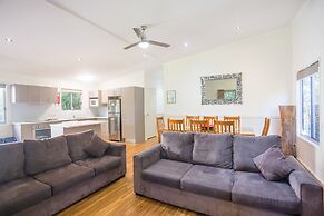 Fingal Bay Holiday Park