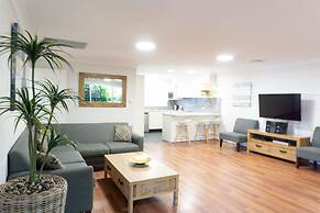 Fingal Bay Holiday Park