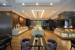 Nhat Ha L'Opera Hotel