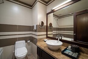 Nhat Ha L'Opera Hotel