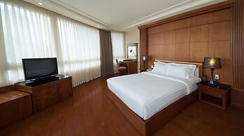 Nhat Ha L'Opera Hotel